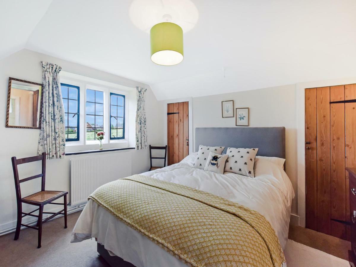 Barndown Villa Weston Subedge Luaran gambar